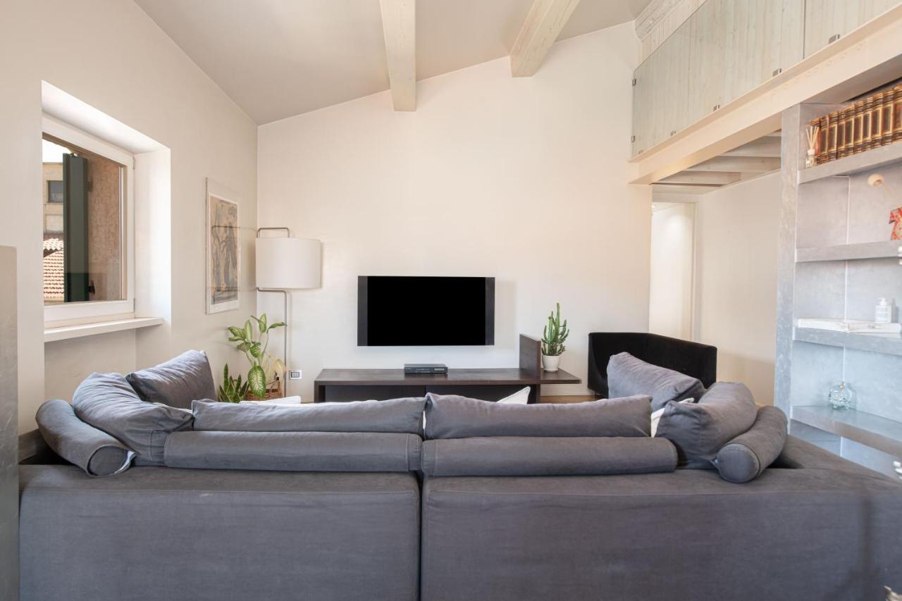 Stunning Top Floor Flat In The Heart Of 베로나 외부 사진